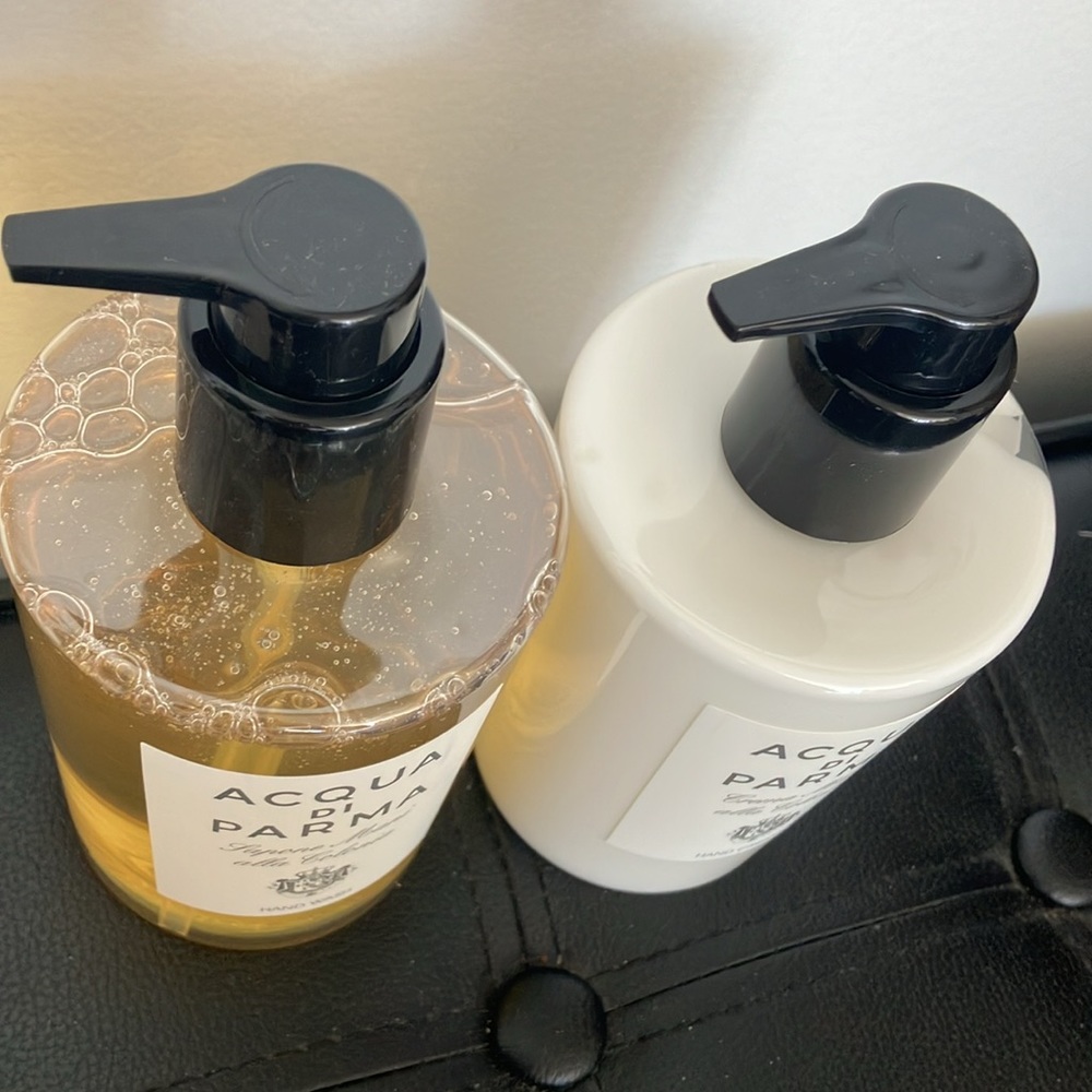Acqua Di Parma Colonia hand wash and soap bundle 300ml - Picture 3 of 3